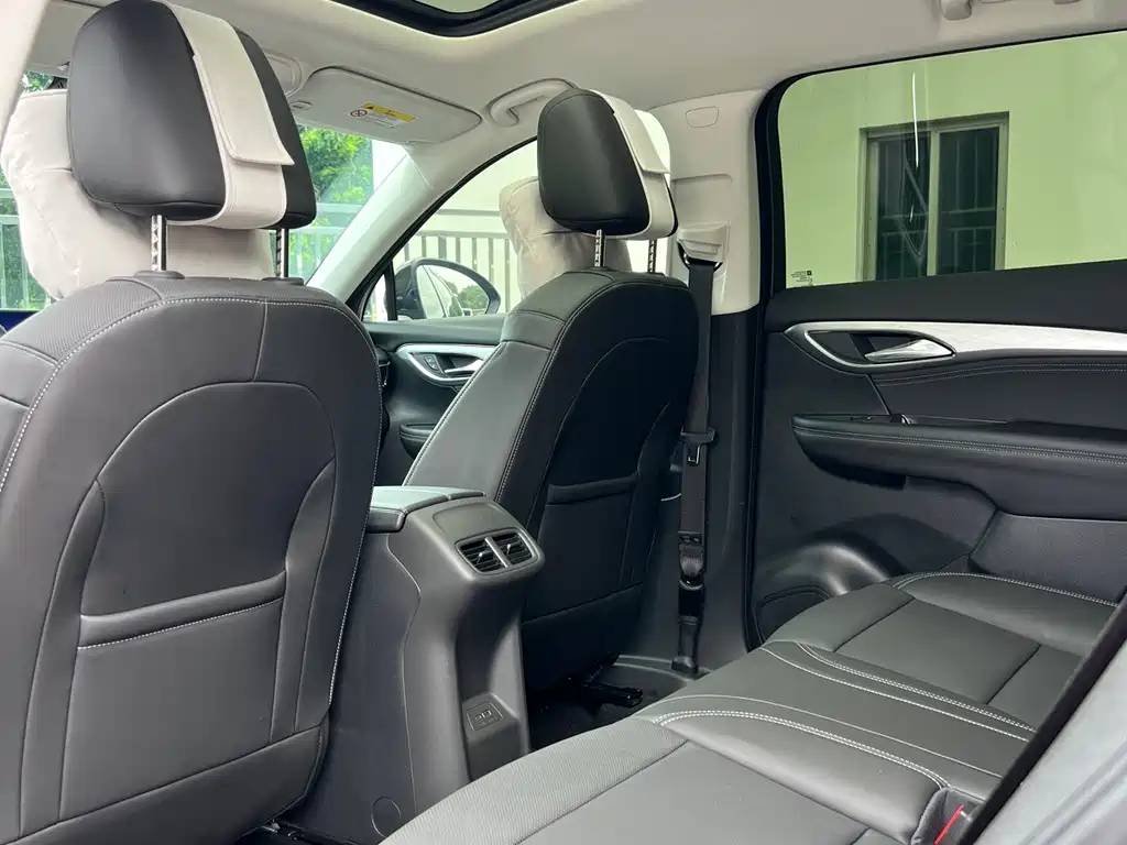 Buick Envision Plus — миниатюра 35