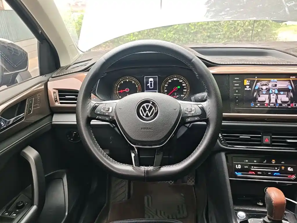 Volkswagen Tharu — миниатюра 11