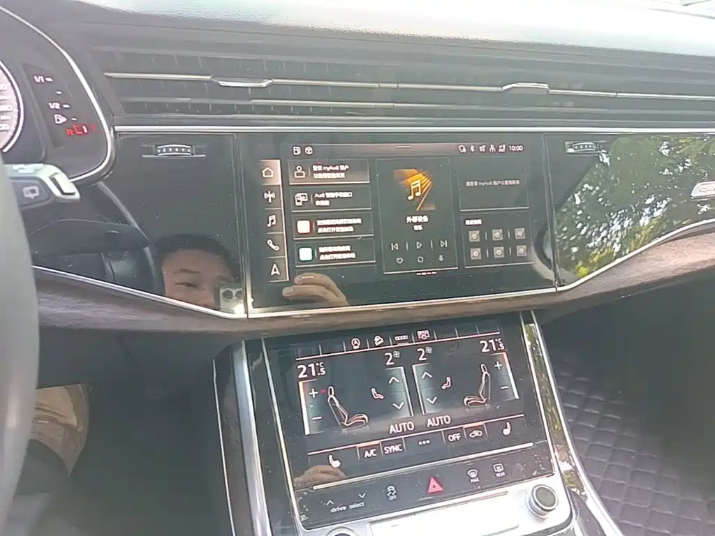 Audi Q7 — миниатюра 18
