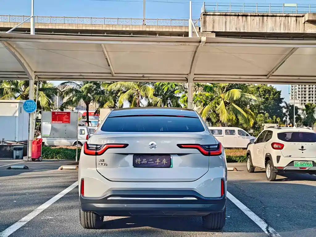 NIO NIO EC6