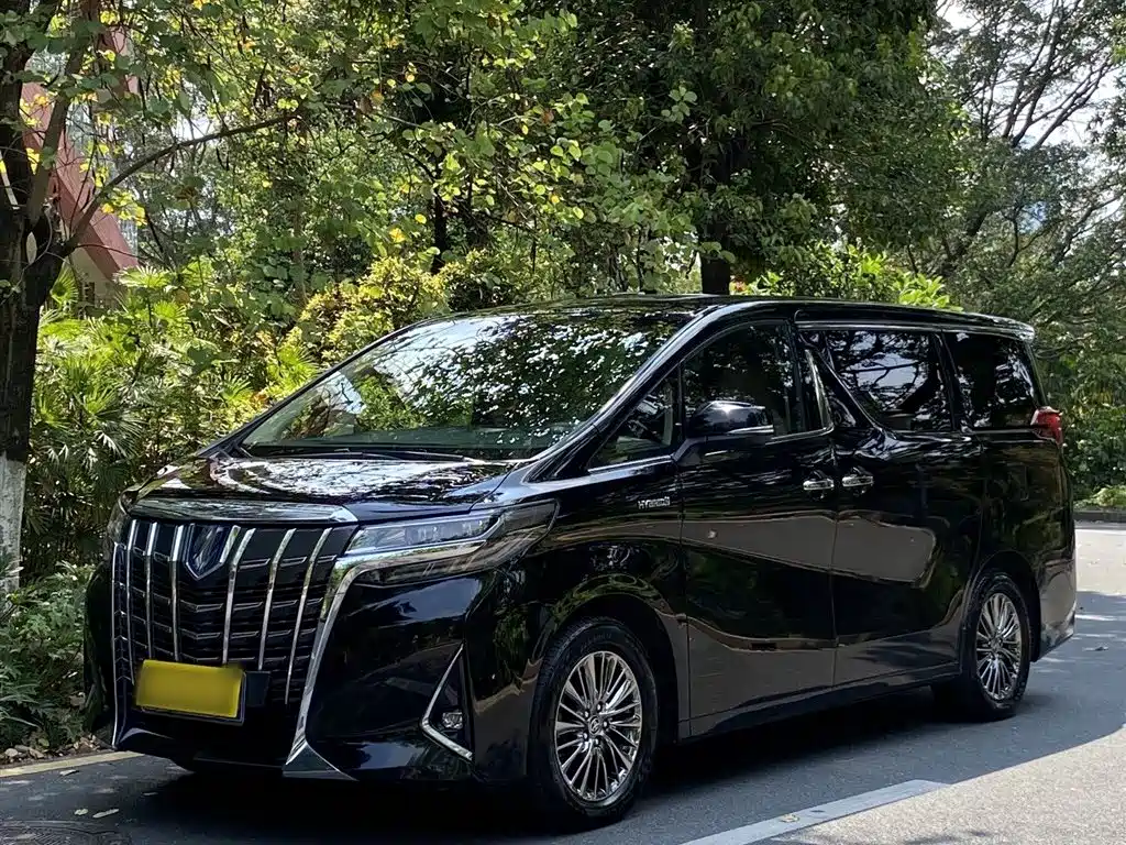 Toyota Alphard 2021