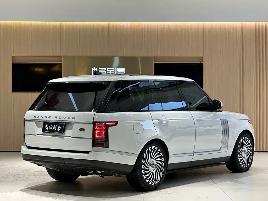 Land Rover Range Rover 2015 3.0 TDV6 Vogue