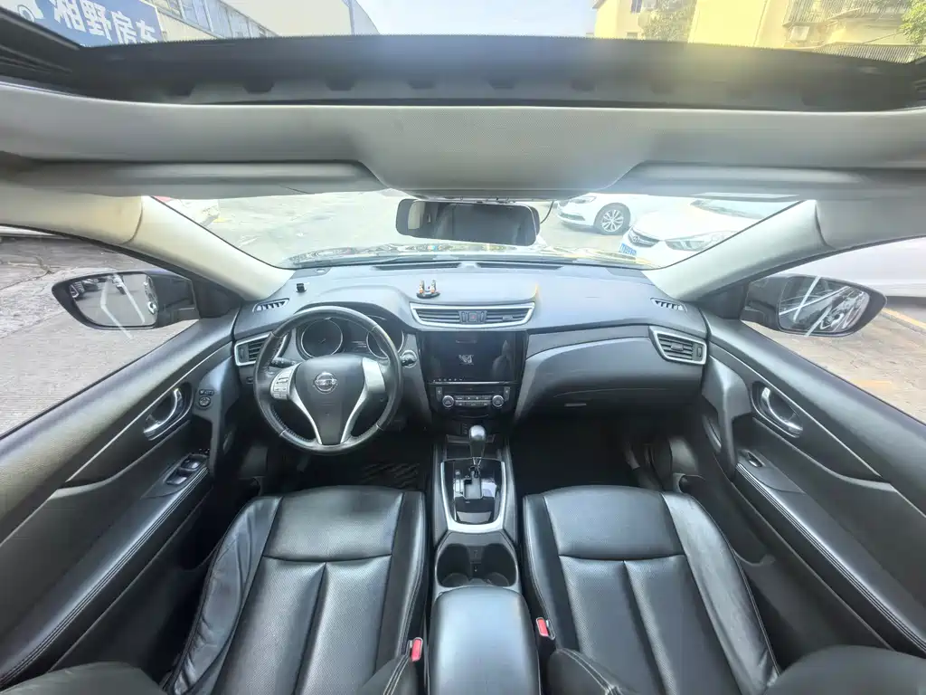 Nissan X-Trail — миниатюра 10