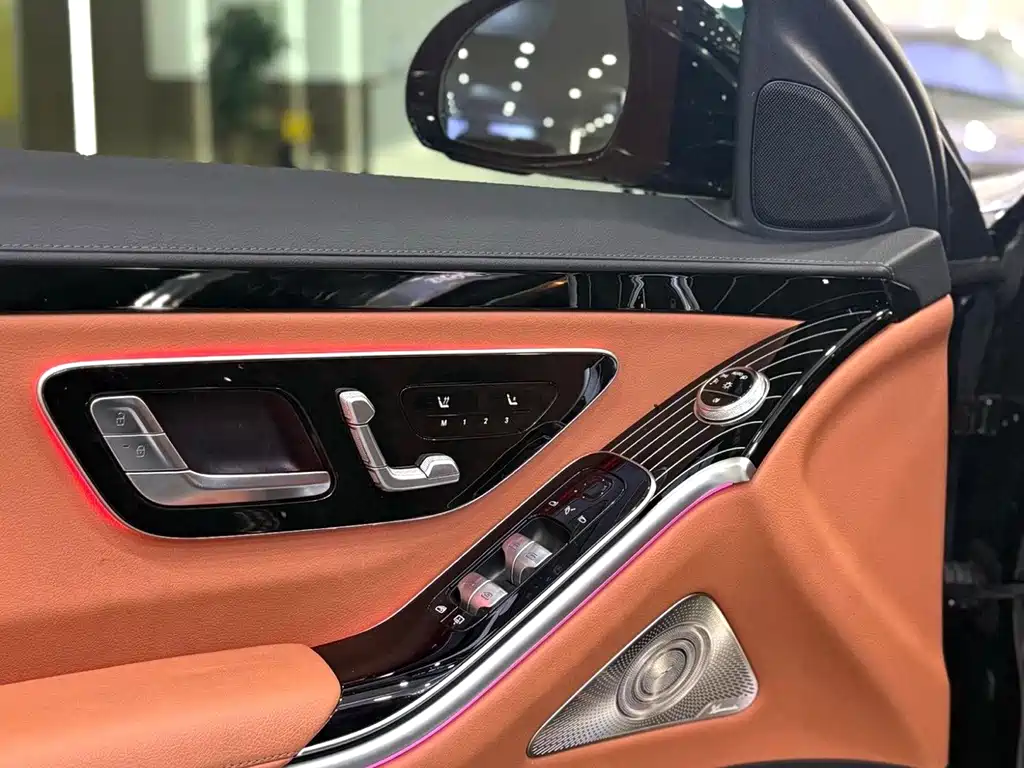 Mercedes-Benz S-Class — миниатюра 9