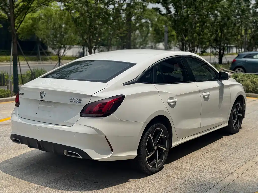 MG MG5 — миниатюра 6