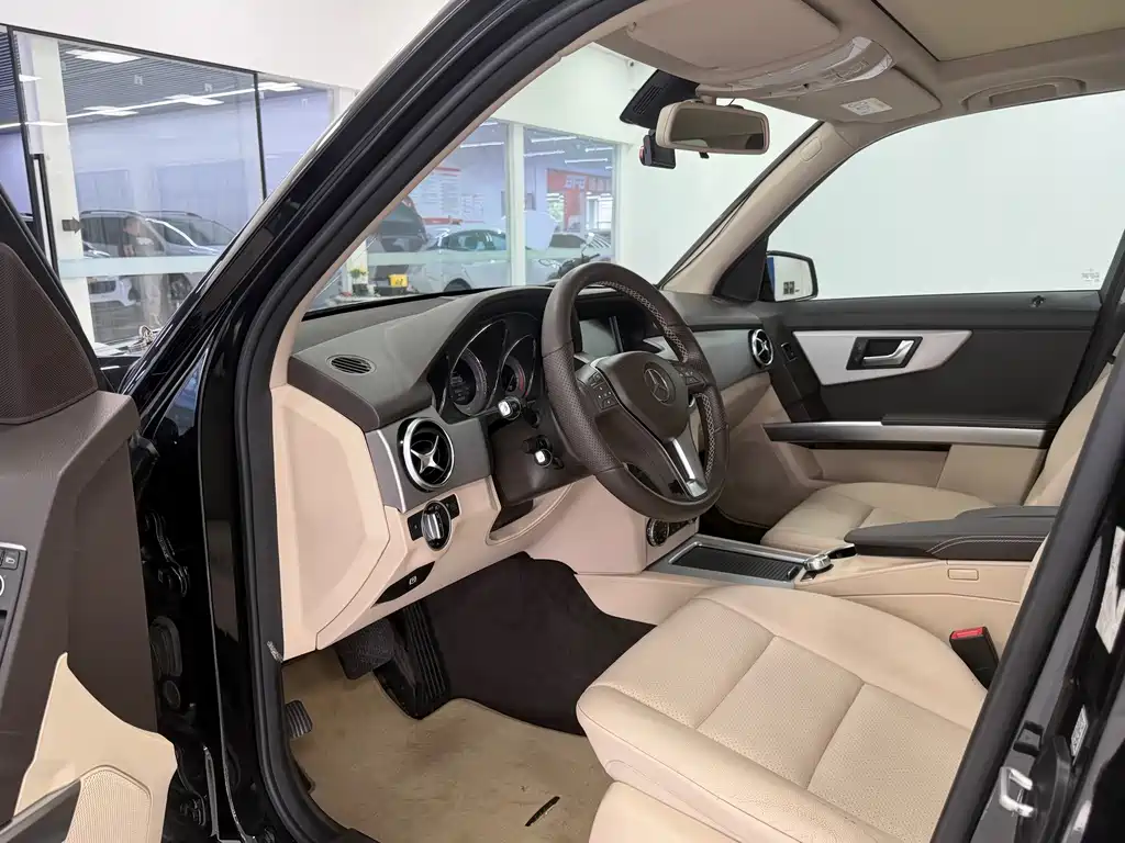 Mercedes-Benz GLK-Class — миниатюра 5