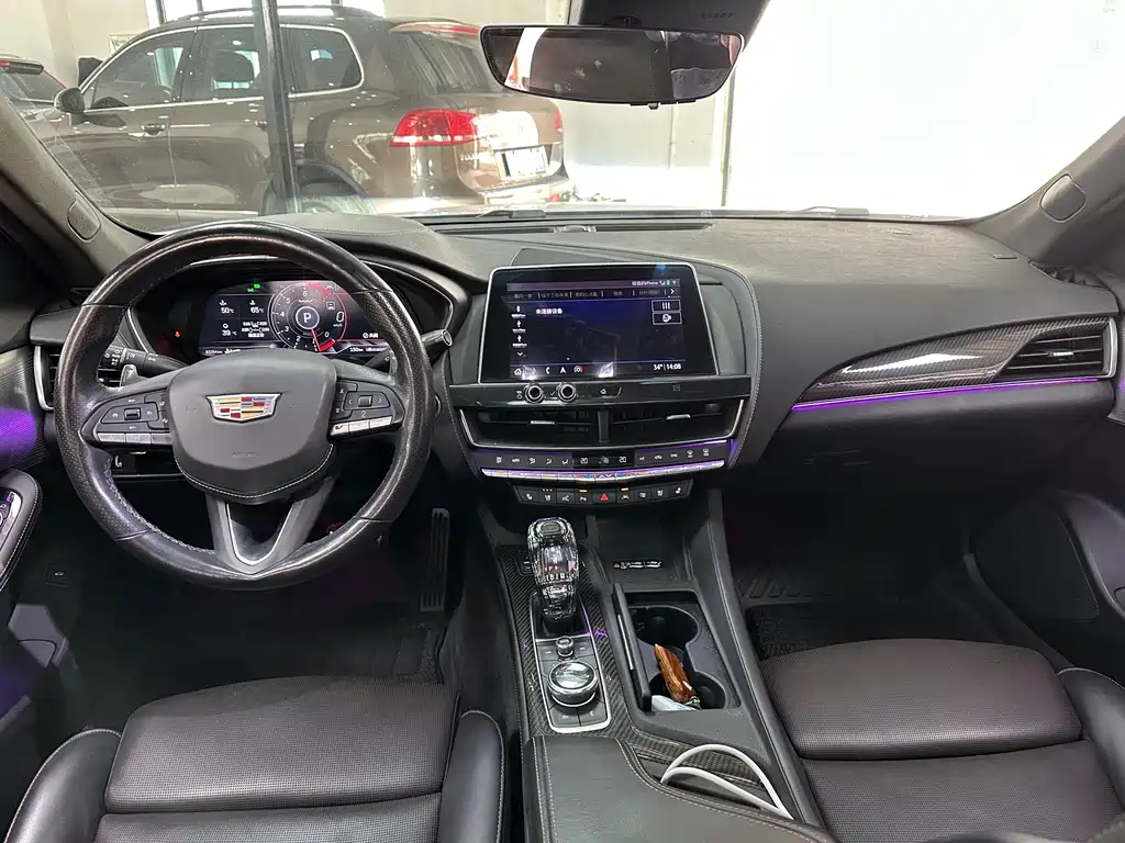 Cadillac CT5 — миниатюра 5