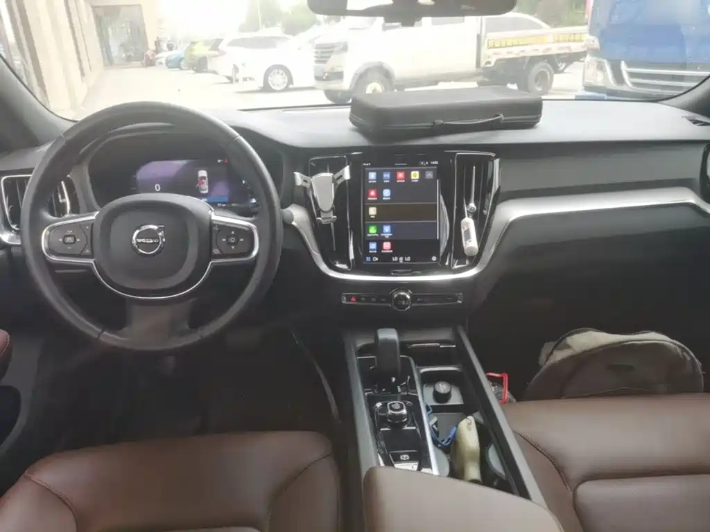 Volvo S60 — миниатюра 10