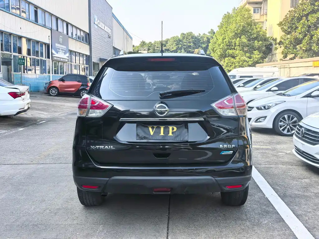 Nissan X-Trail — миниатюра 5