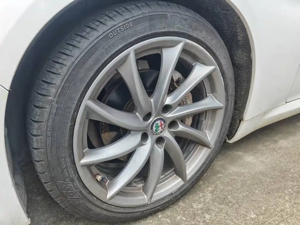 Alfa Romeo Giulia — миниатюра 7