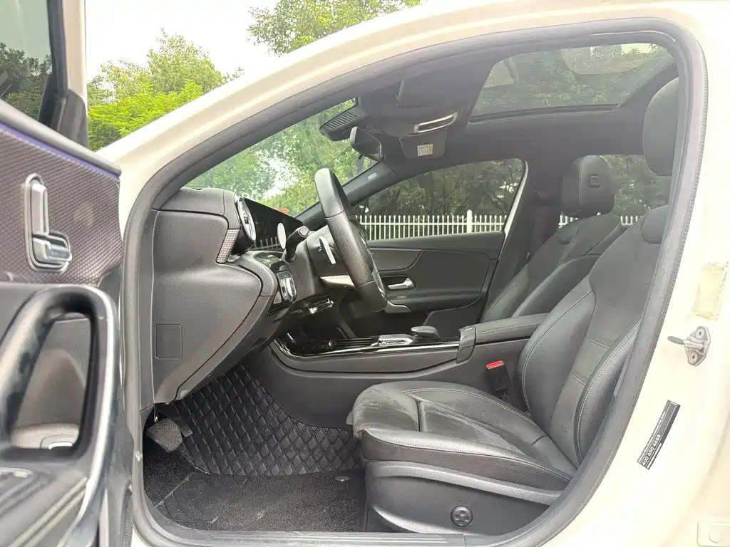 Mercedes-Benz A-Class — миниатюра 5