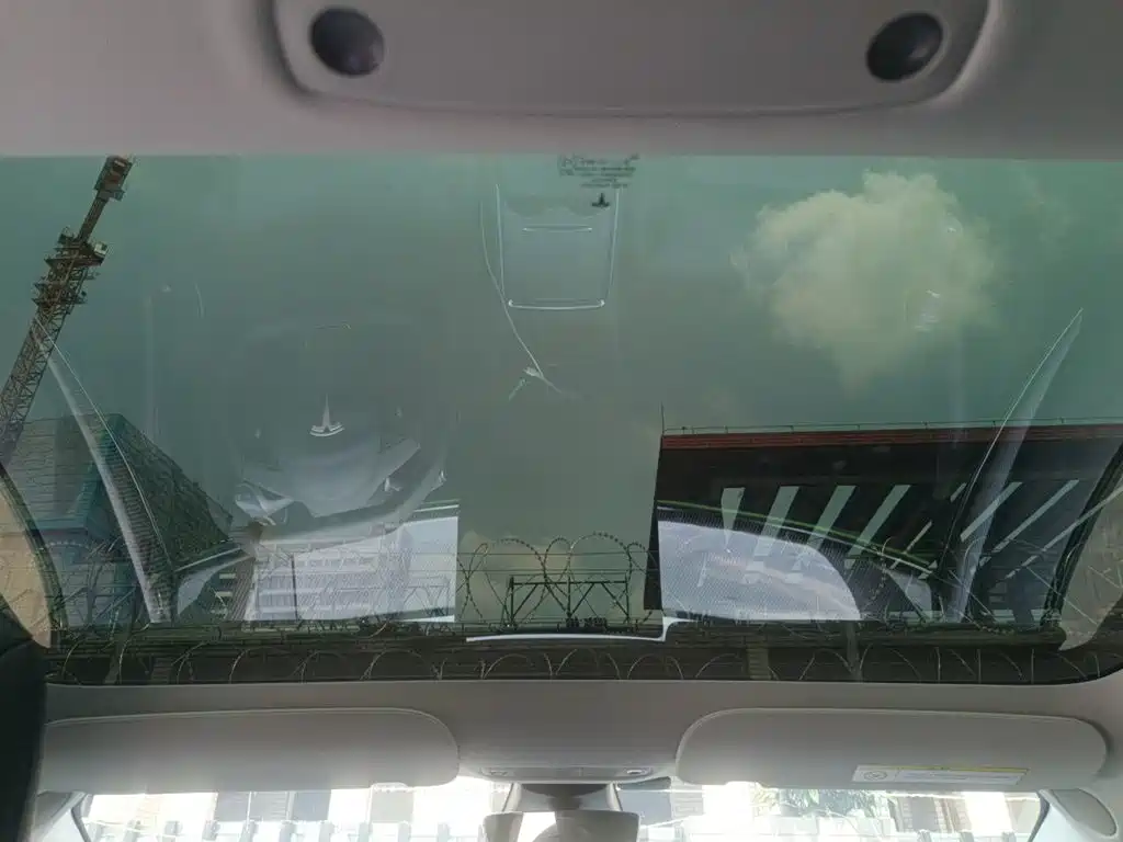 Tesla Model 3 — миниатюра 9