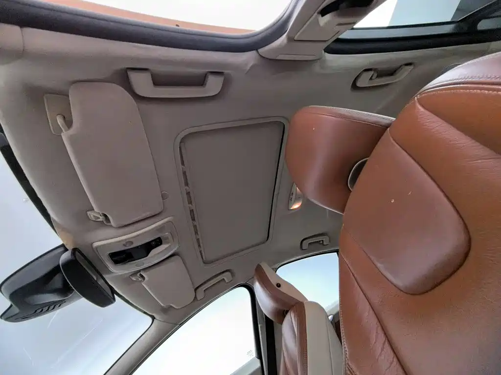 Volvo S60 (Import) — миниатюра 14