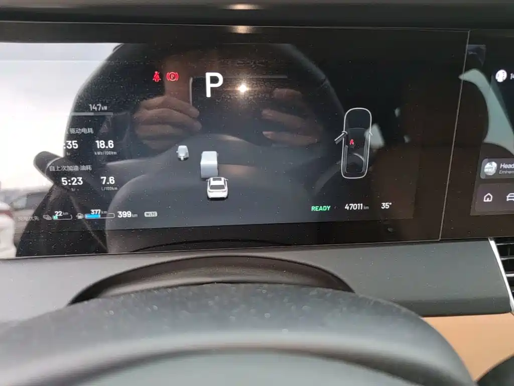 Li Auto Li ONE — миниатюра 12
