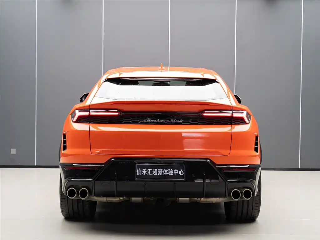 Lamborghini Urus SE 2025 4.0T Standard