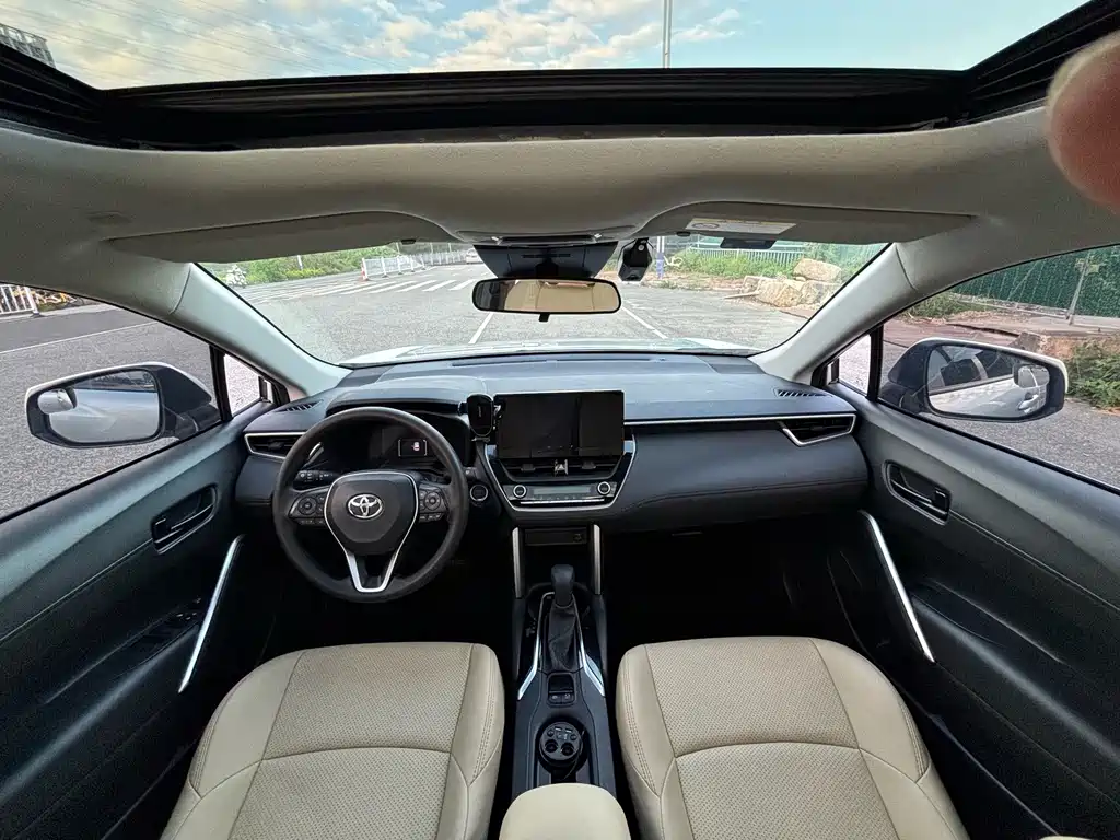 Toyota Frontlander — миниатюра 16