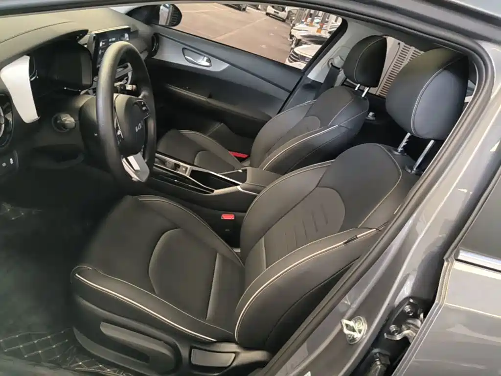 Kia K3 — миниатюра 15