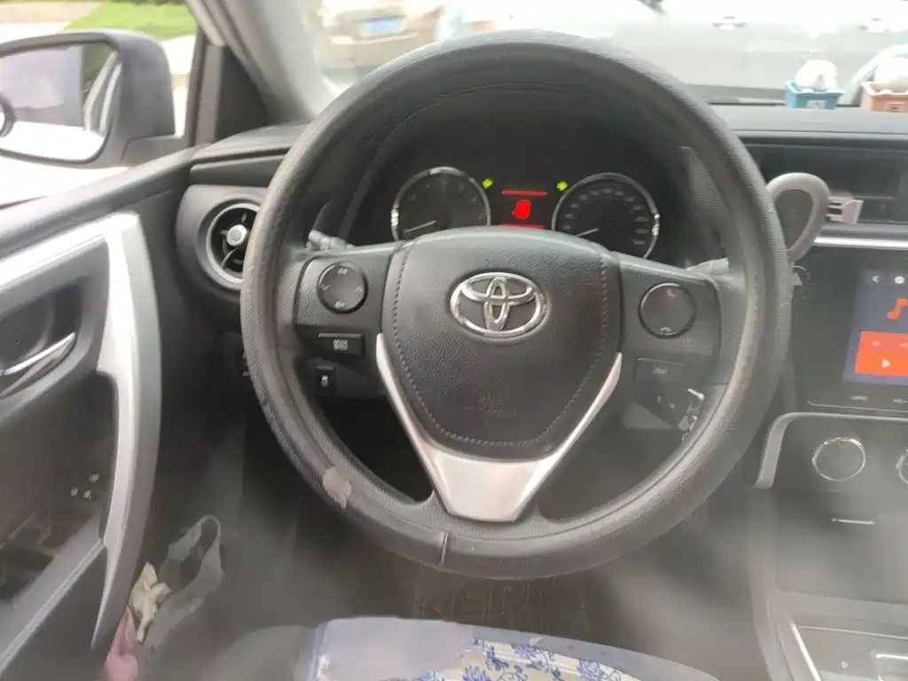 Toyota Corolla — миниатюра 3