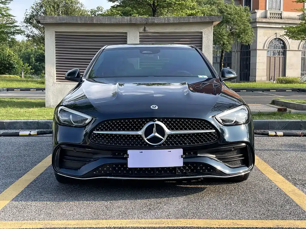 Mercedes-Benz C-Class — миниатюра 2