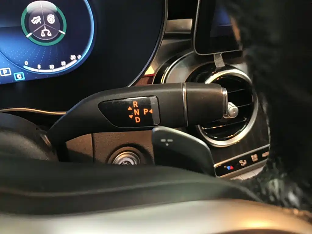 Mercedes-Benz C-Class — миниатюра 14