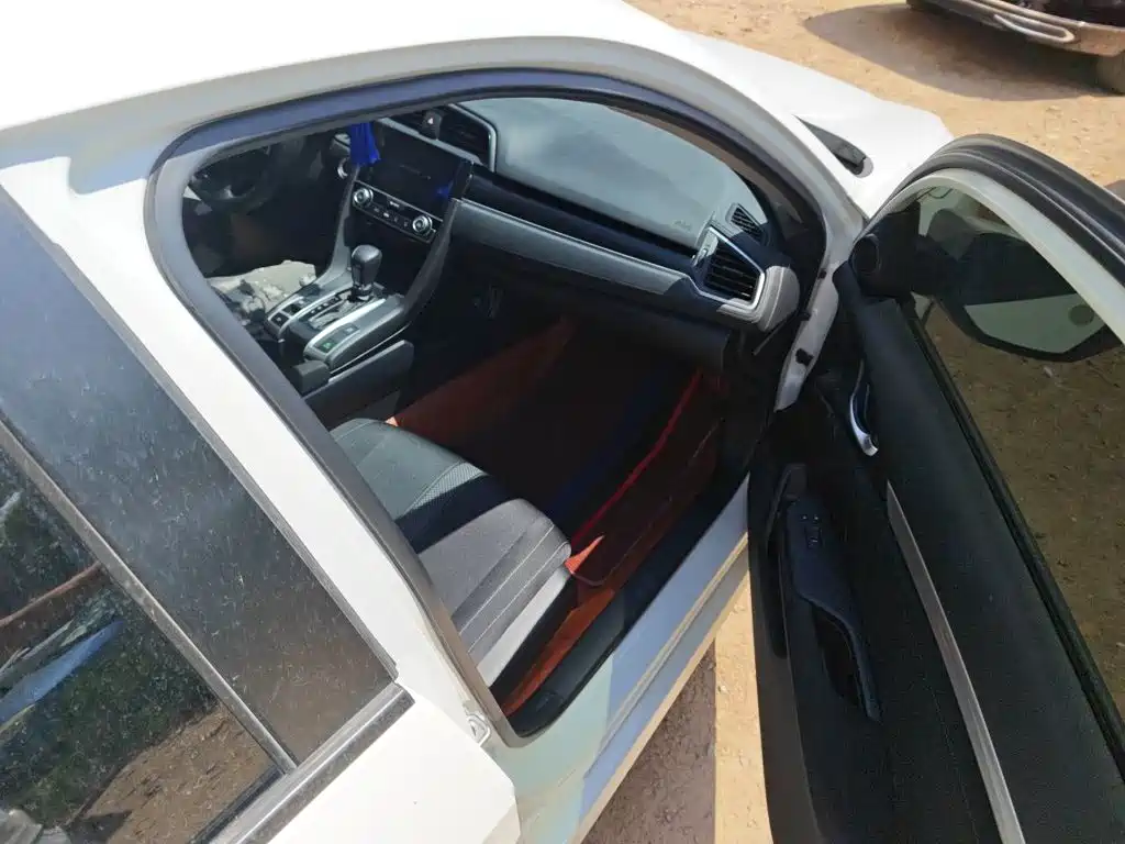 Honda Civic — миниатюра 20