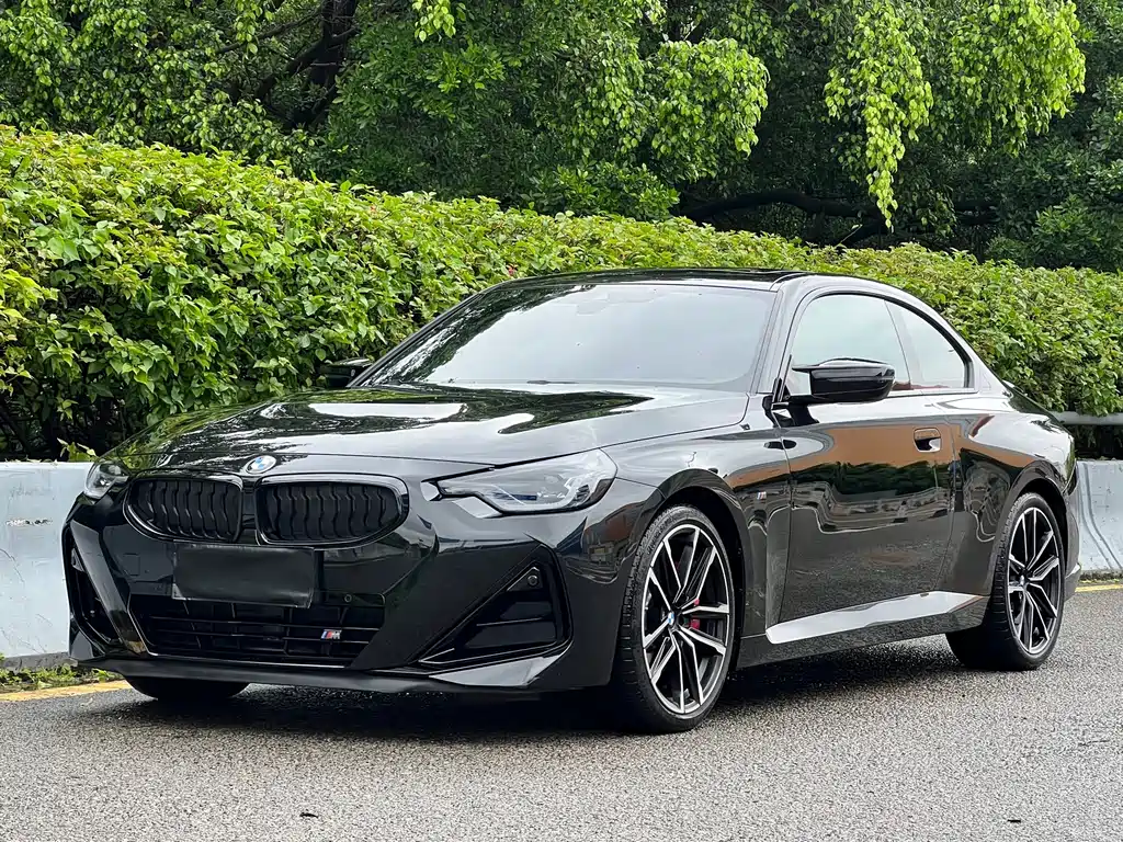 BMW M240I