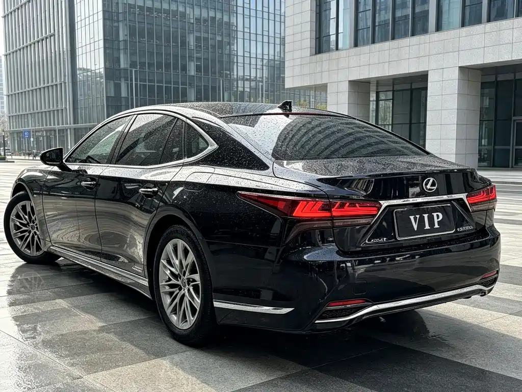Lexus LS — миниатюра 9