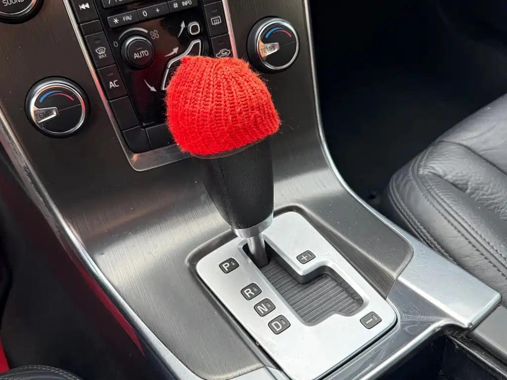Volvo S60 (Import) — миниатюра 16