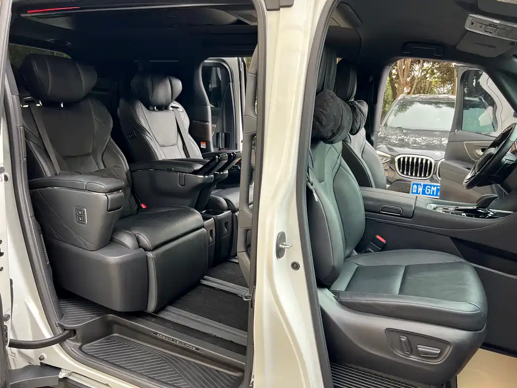 Toyota Vellfire 2024 2.5L Executive