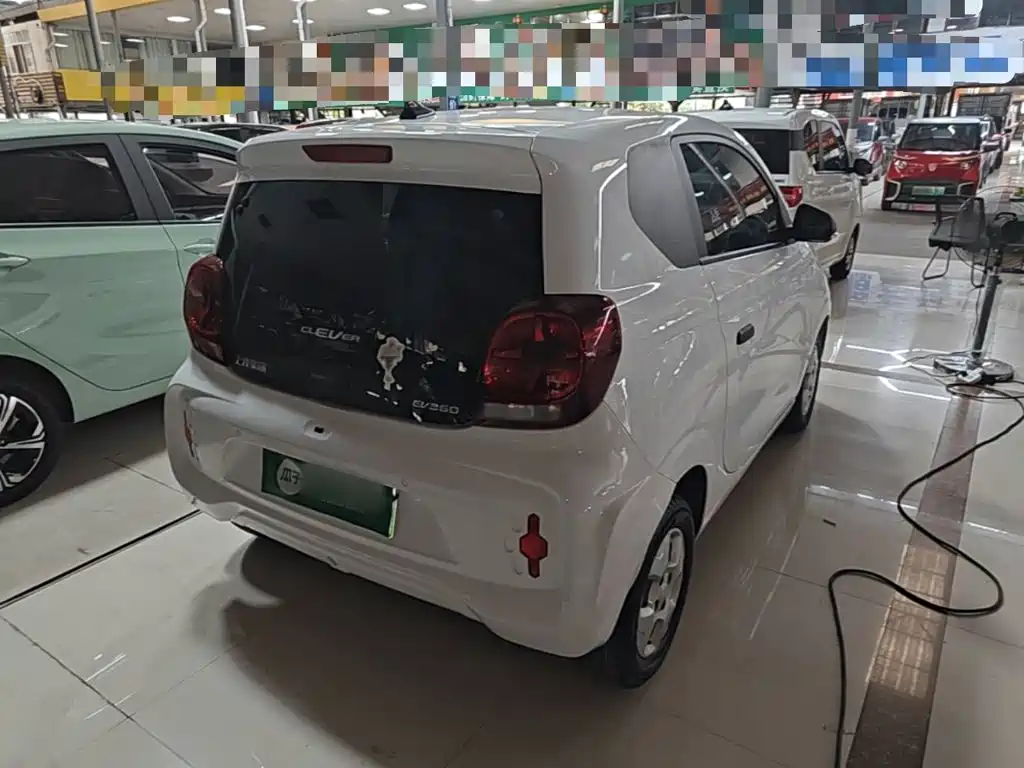 Roewe Clever — миниатюра 7