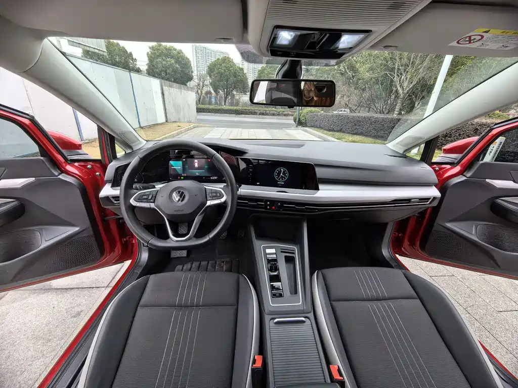 Volkswagen Golf — миниатюра 9