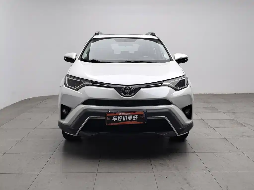 Toyota RAV4 — миниатюра 3