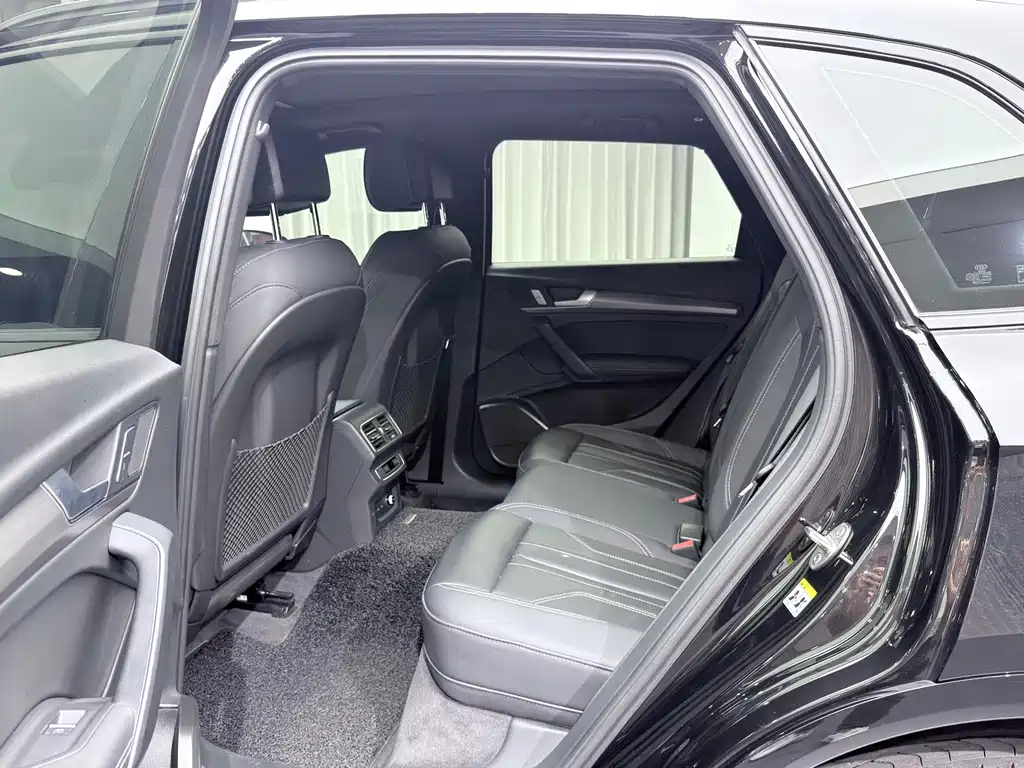 Audi Q5L — миниатюра 13