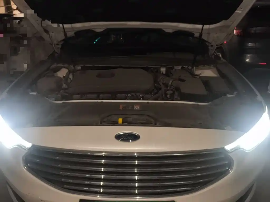 Ford Taurus — миниатюра 11