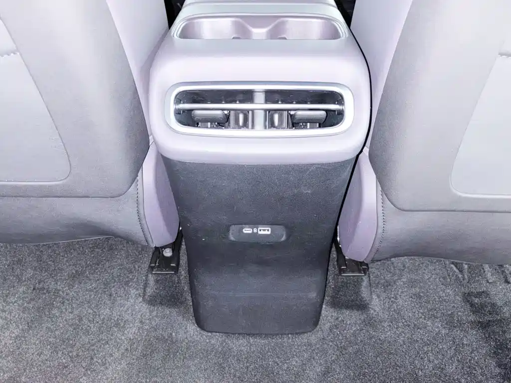 Leapmotor Leapmotor C10 — миниатюра 23