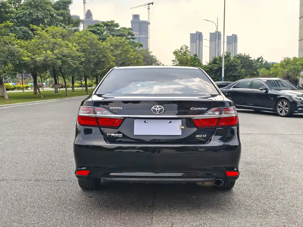Toyota Camry — миниатюра 15
