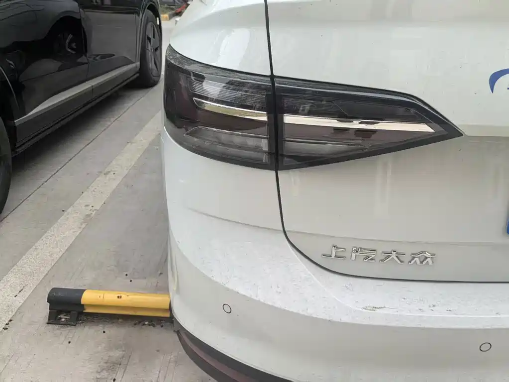 Volkswagen Lavida — миниатюра 11