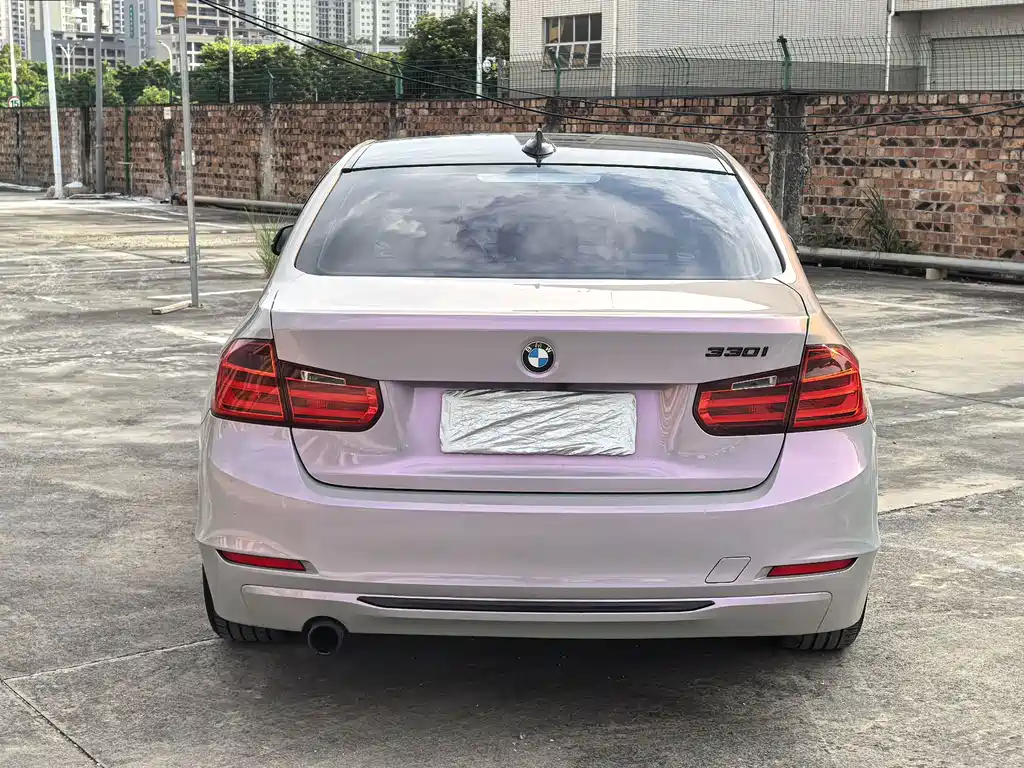 BMW 3 Series — миниатюра 5