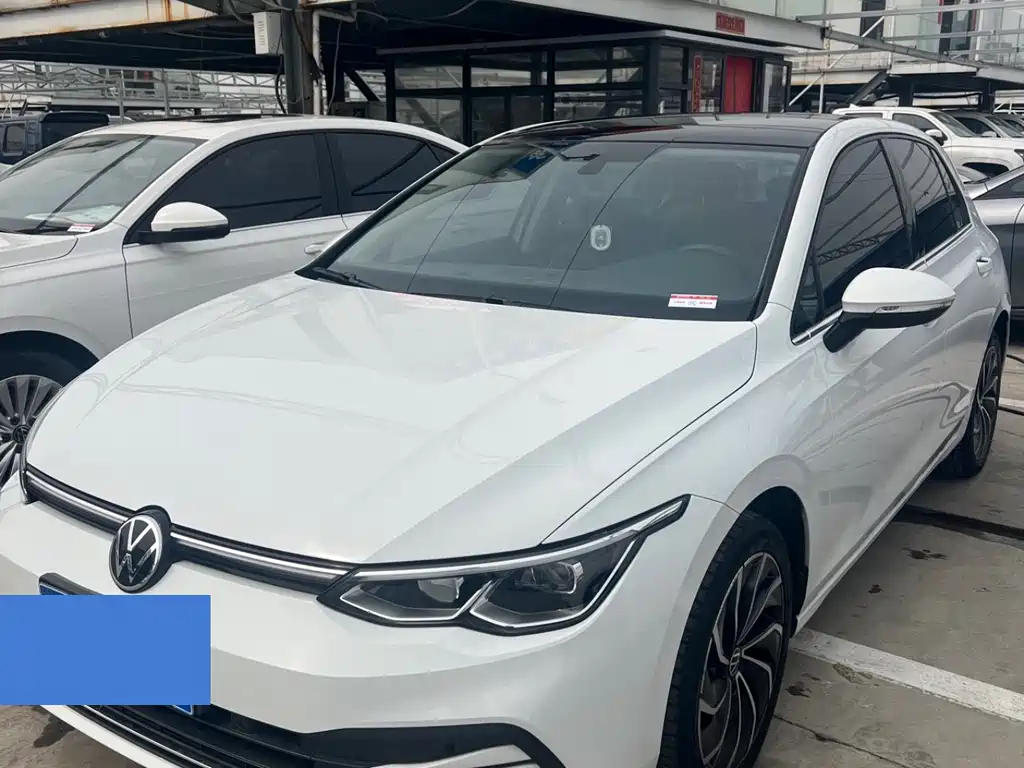 Volkswagen Golf 2023
