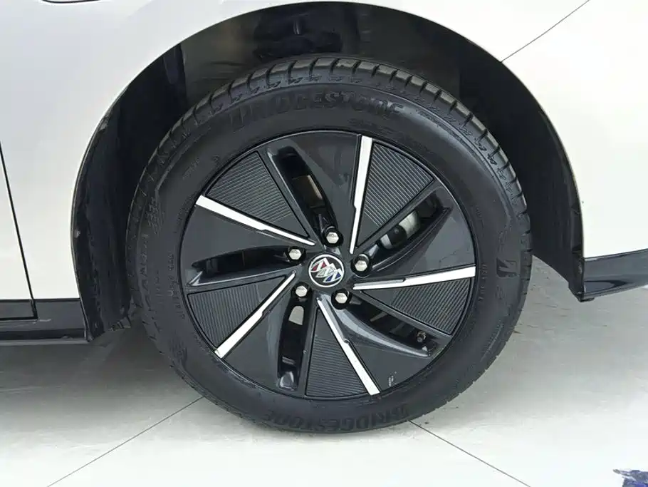 Buick Velite 6 — миниатюра 6