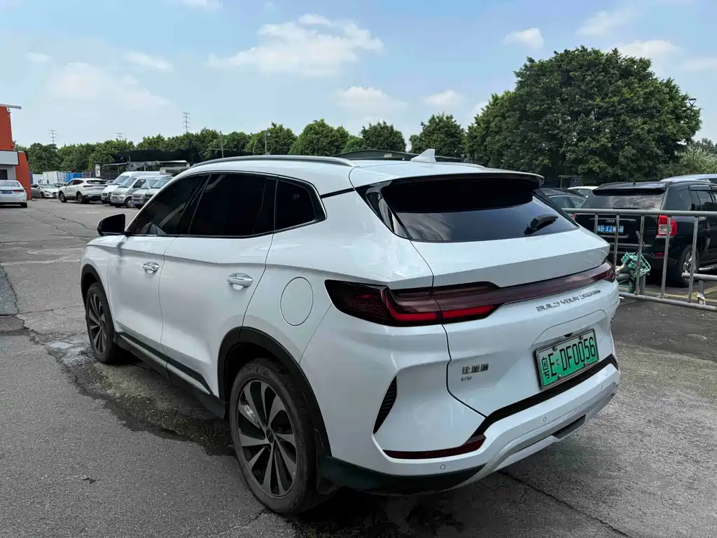 BYD PLUS New Energy — миниатюра 8
