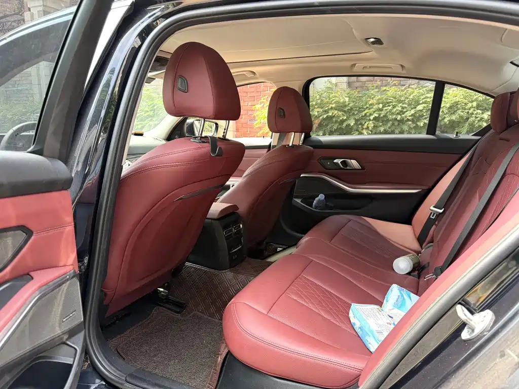 BMW 3 Series — миниатюра 4