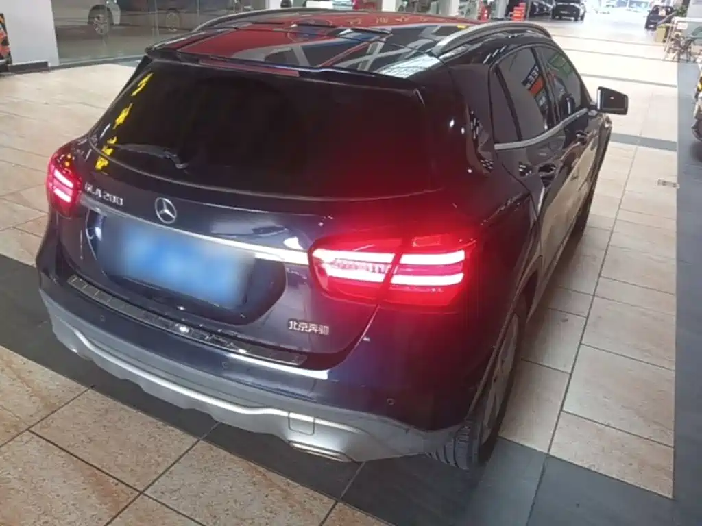 Mercedes-Benz GLA — миниатюра 7