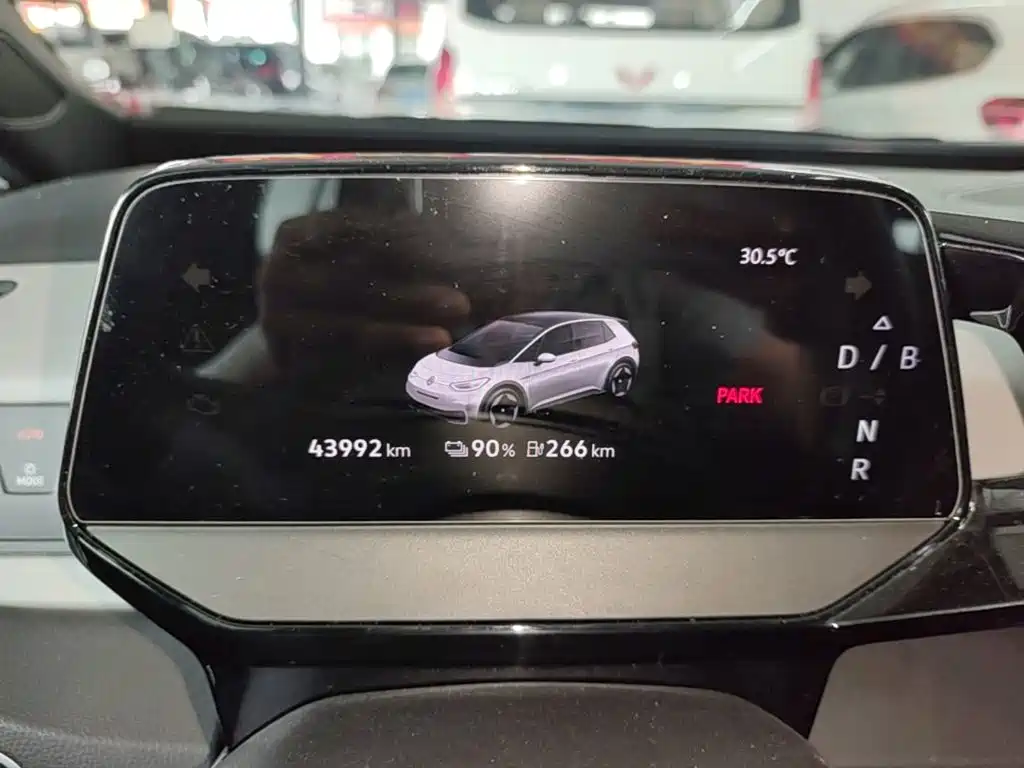 Volkswagen ID.3 — миниатюра 12