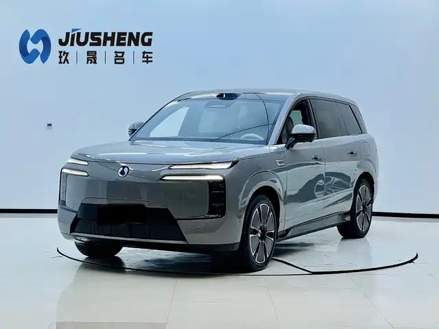 2025 Denza N8