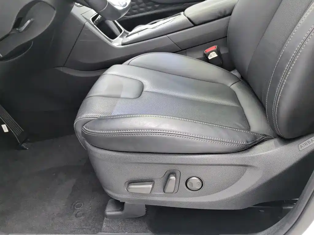 Hyundai Santa Fe — миниатюра 20