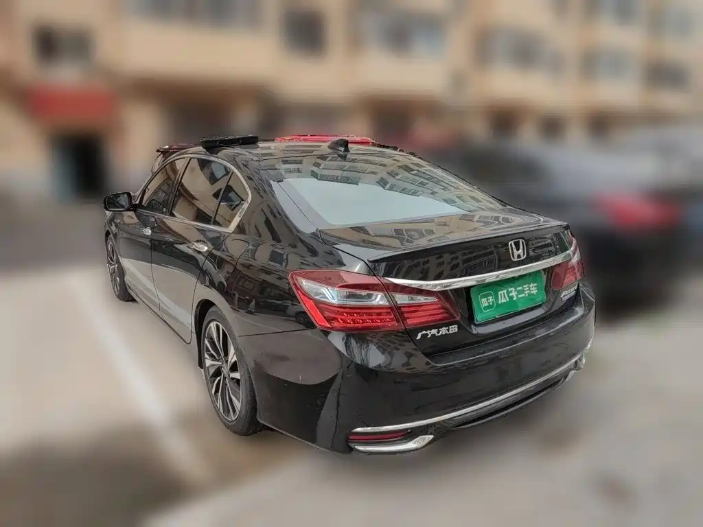 Honda Accord — миниатюра 4
