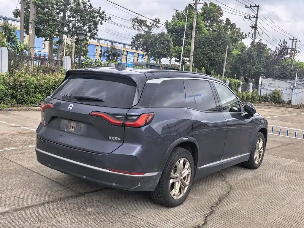 NIO ES8 — миниатюра 6