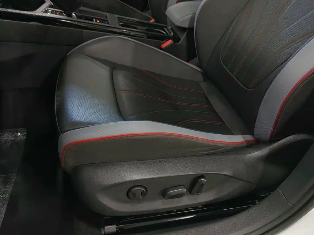 Volkswagen Lamando — миниатюра 20