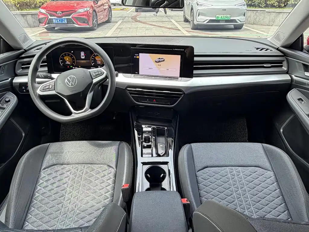 Volkswagen Lamando — миниатюра 2